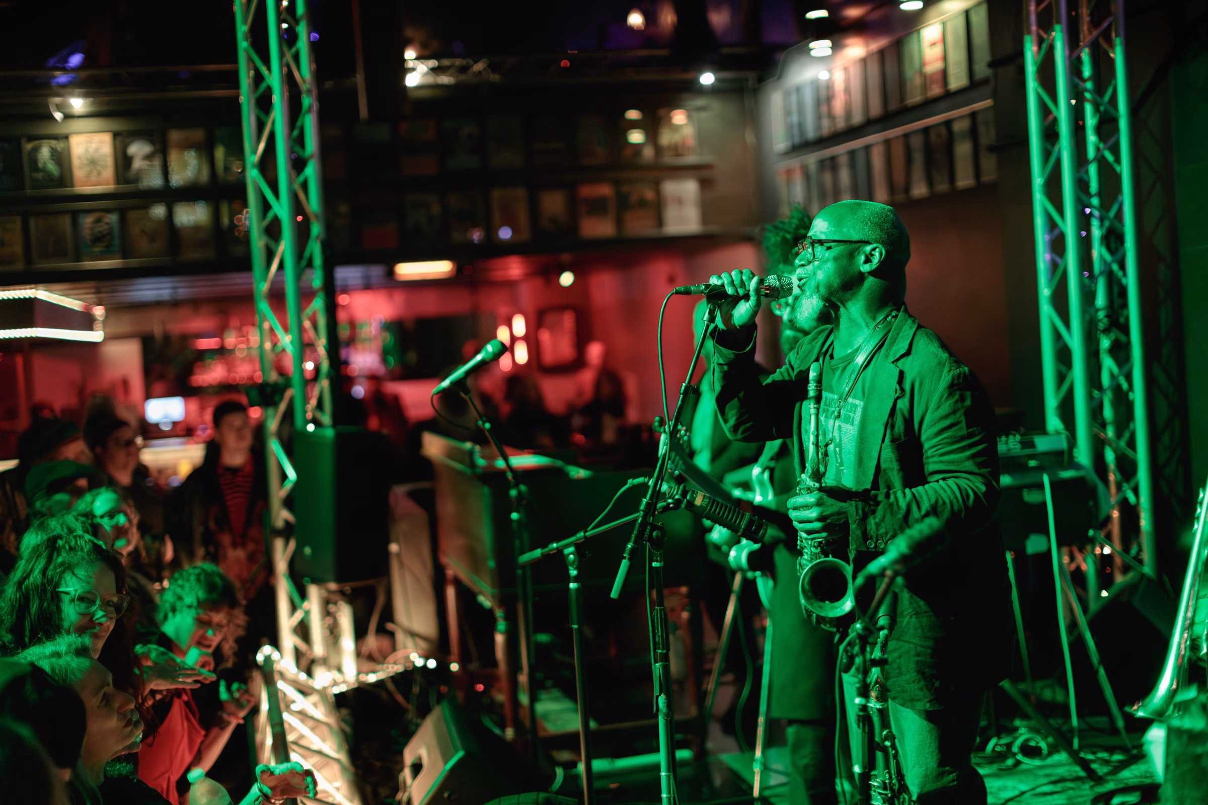 karl-denson-lost-on-main-chico-music-scene-curtis-pope-photography-2025-12-1 | Chico Music Scene