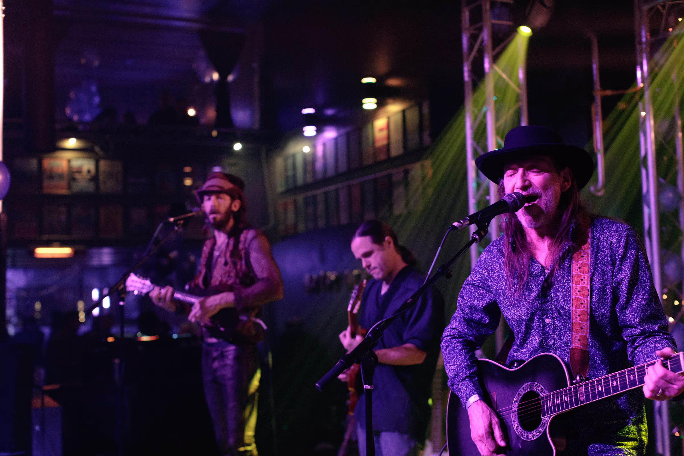 swamp-zen-nye-lost-on-main-chico-music-scene-curtis-pope-photography-2025-17-1 | Chico Music Scene