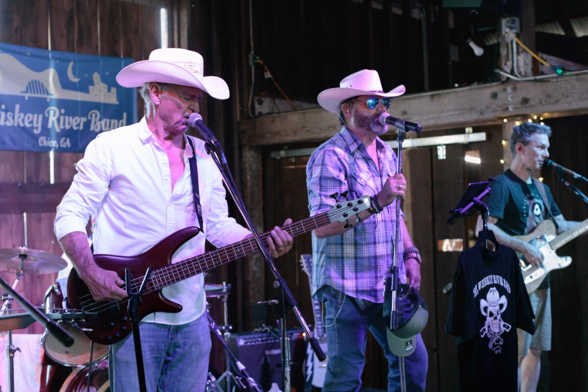 whiskey-river-band-the-barn-chico-music-scene-curtis-pope-photography-2025-1 | Chico Music Scene