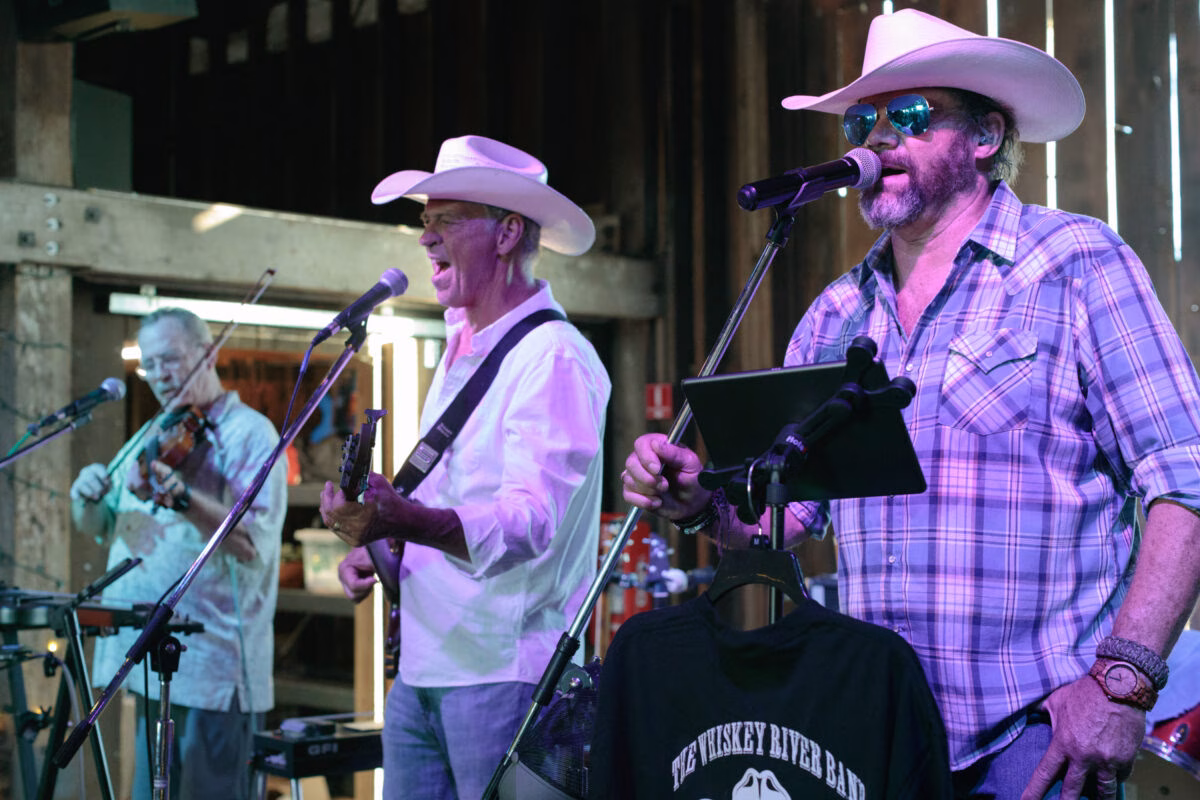 whiskey-river-band-the-barn-chico-music-scene-curtis-pope-photography-2025-2 | Chico Music Scene